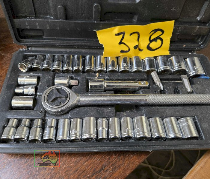 Socket set