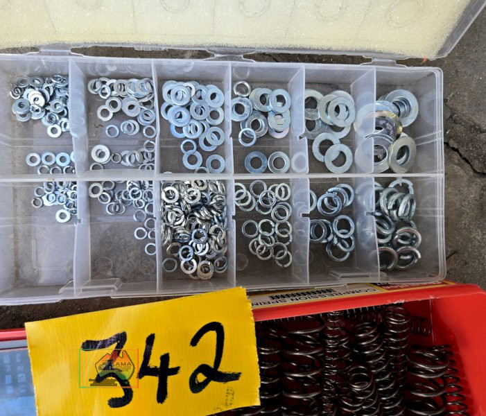 Spring and spring washer kits - photo 2