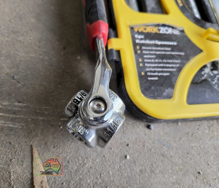 Workzone ratchet spanner set and tiger wrench