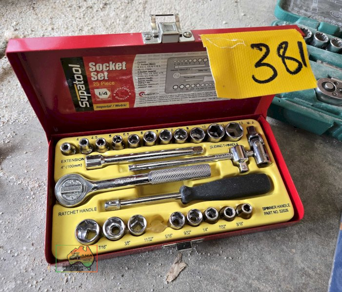 Supatools socket set, Honiton professional socket set, fat max chalk line, and spy tools torque gauge - photo 2