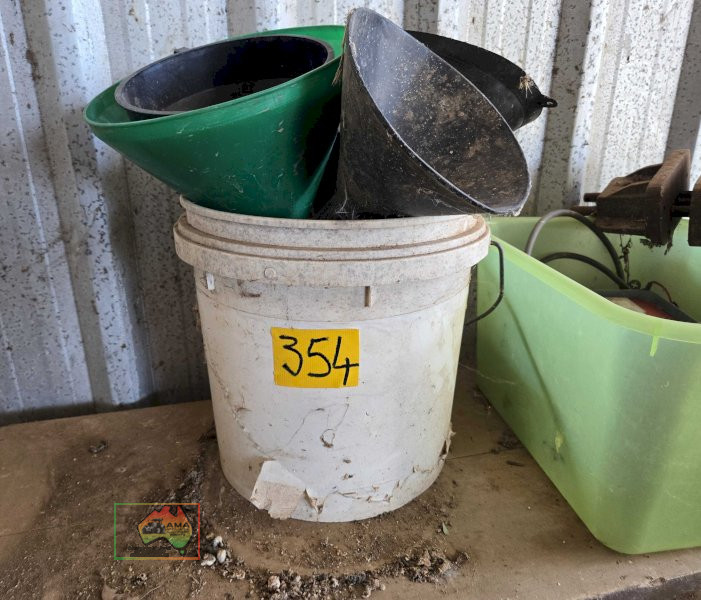 Tub of Fuel Funnels