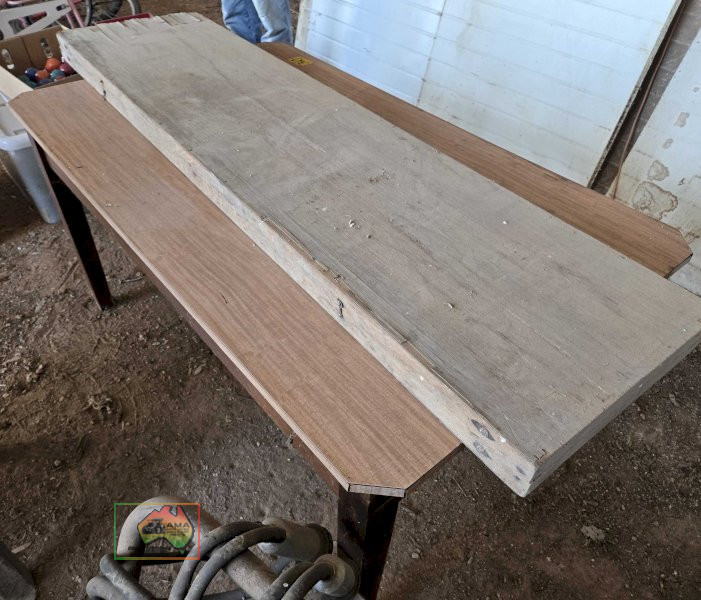 6ft x 3ft Laminex Table & Portable Trestle Table - photo 2