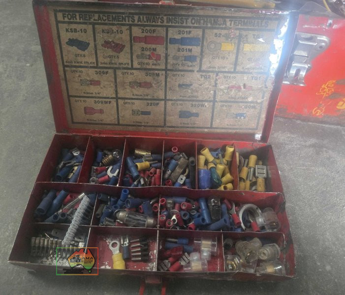 Toolboxes of assorted sundry electrical fittings and tools - photo 3
