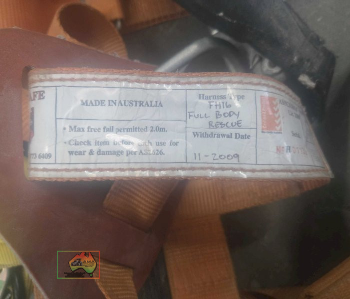 Hi Safe safety harness & small ratchet tie down strap - photo 1