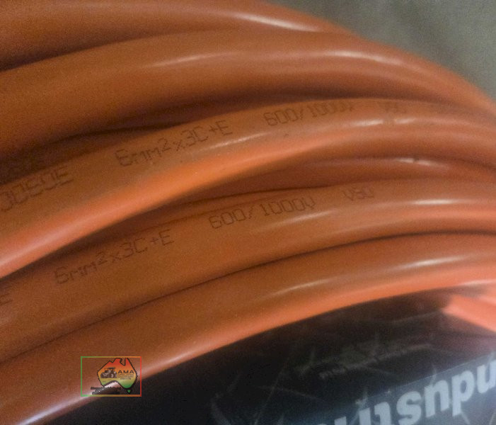 Heavy duty 6mm electrical cable and plugs - photo 2