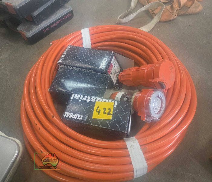 Heavy duty 6mm electrical cable and plugs