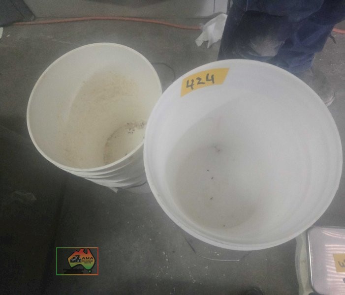 5 x 20 litre buckets