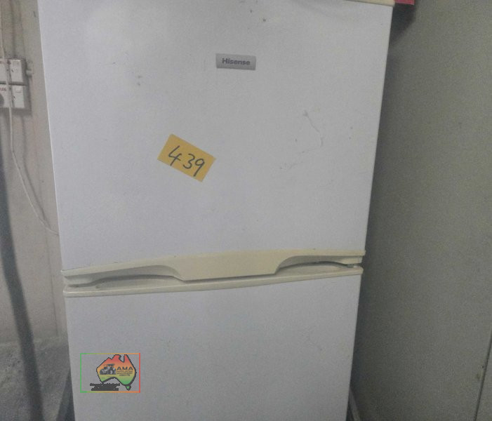 Hisense fridge / freezer - photo 3