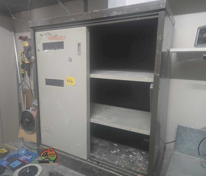 Steel storage cabinet