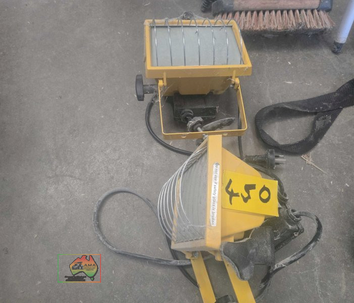 2 x power glow flood lights