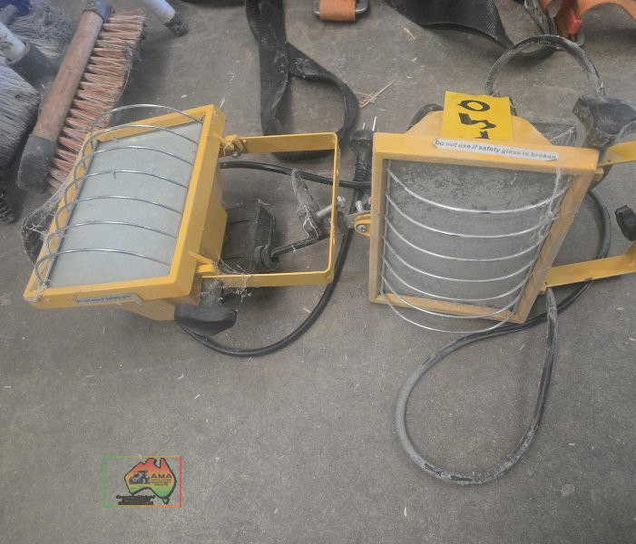 2 x power glow flood lights - photo 2
