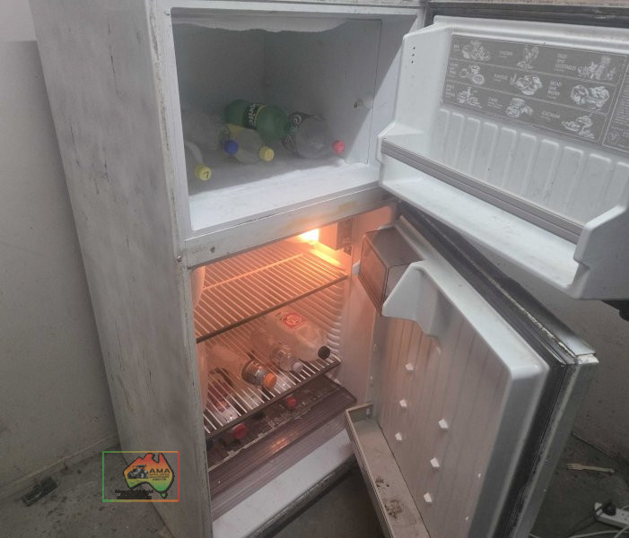 Working fridge / freezer
