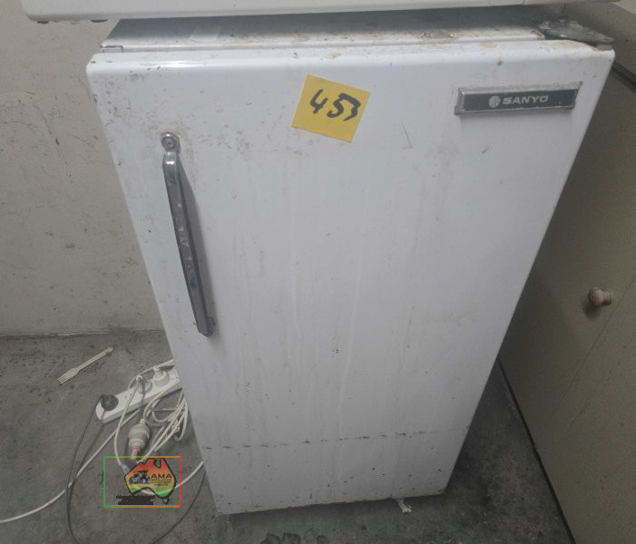 Working Sanyo fridge / freezer - photo 2