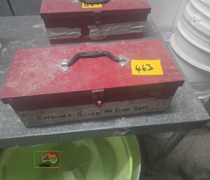 Toolbox of extruder pulleys, belts, etc