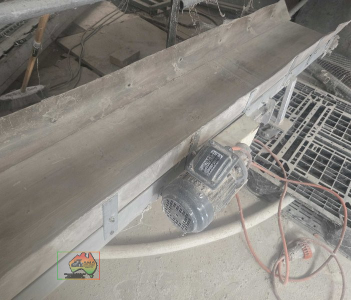 10 foot conveyer on wheeled frame with 3ph motor and drive - photo 3