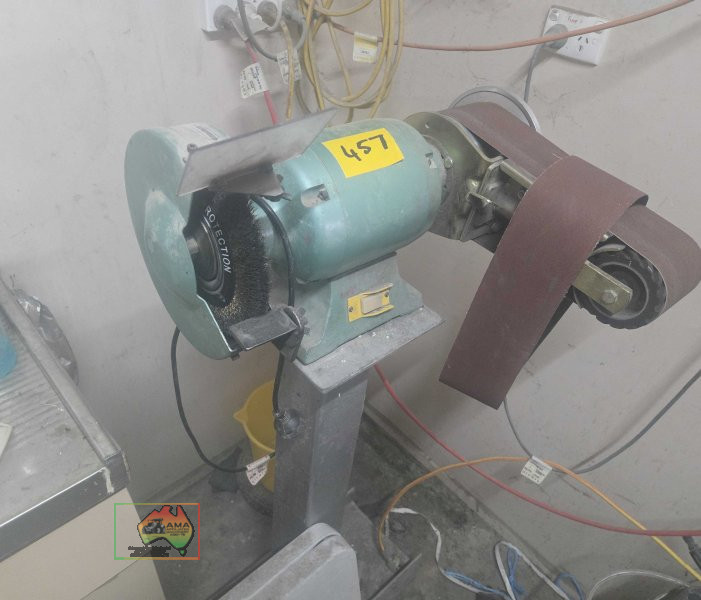 Excellent electric bench sander / wire brush on very solid steel stand - photo 2