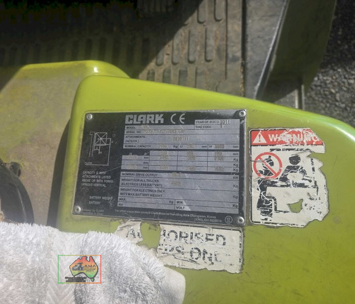 2011 Clarke C25L Gas Forklift - photo 5