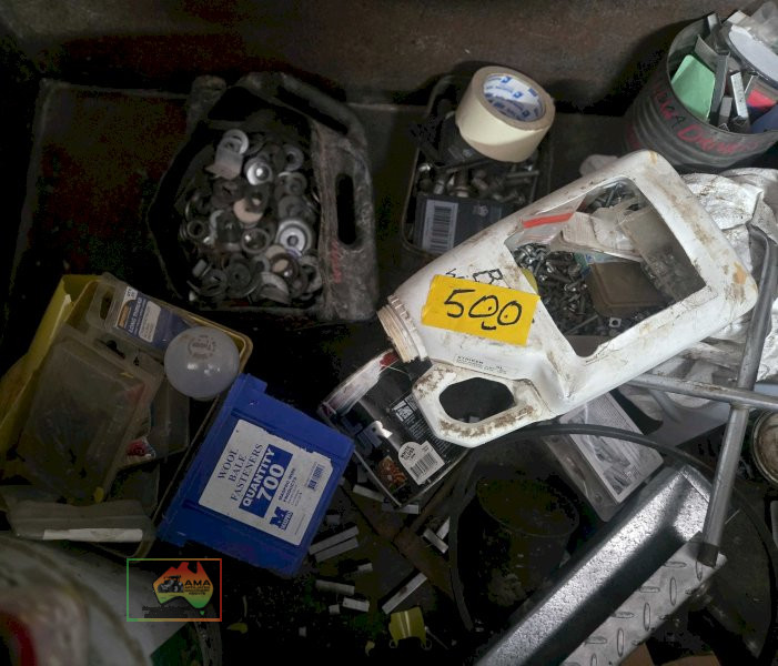 Large quantity of assorted workshop sundries - photo 3