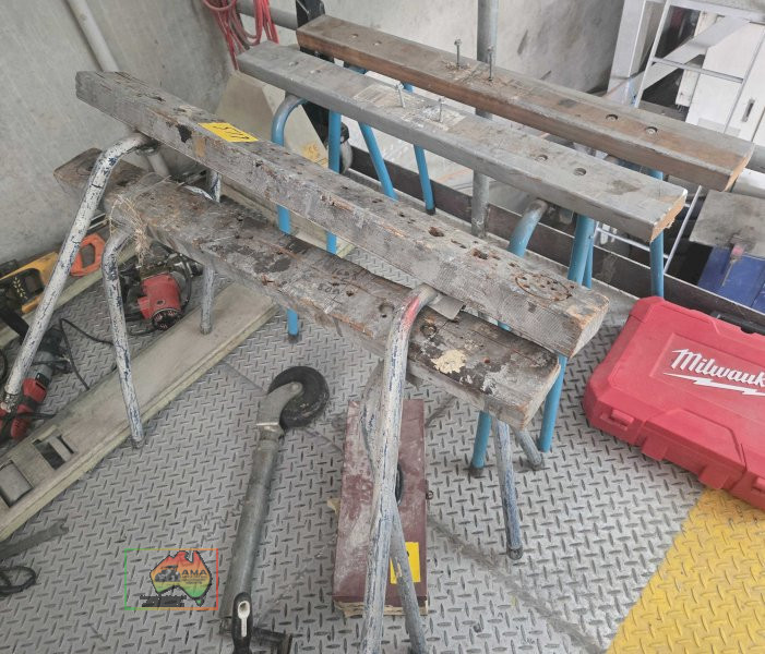 4 x carpenters horses - photo 2