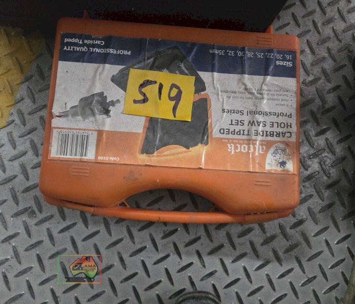 Alcock carbide tipped hole saw set - photo 3
