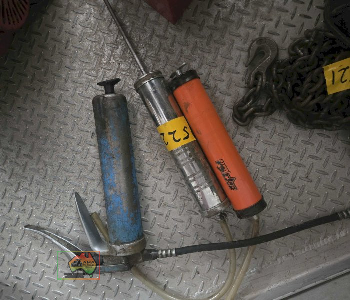 McNaught grease gun & fluid pump extractors