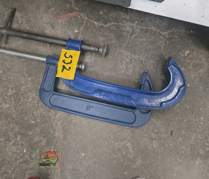 2 large g clamps