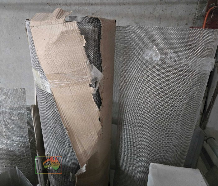 3 rolls of woven stainless steel mesh - photo 4
