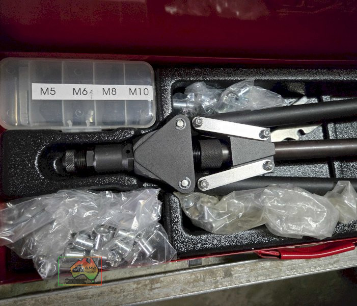 As new - Trax heavy duty thread setting tool - photo 2