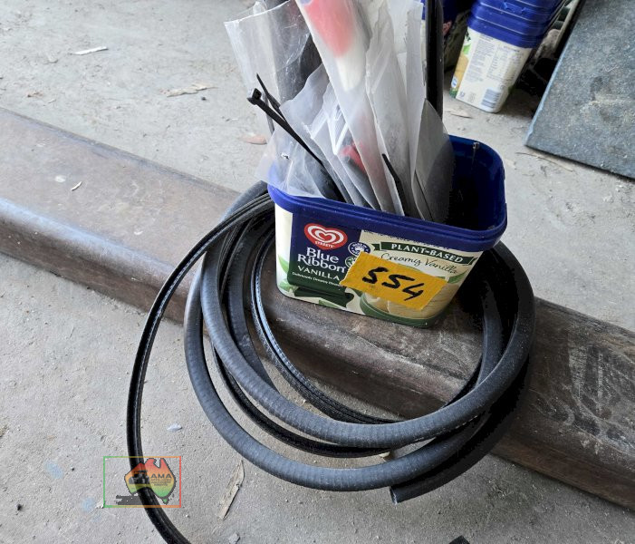 Assortment of heat shrink wrapping, zip ties and sharp edging rubber - photo 3