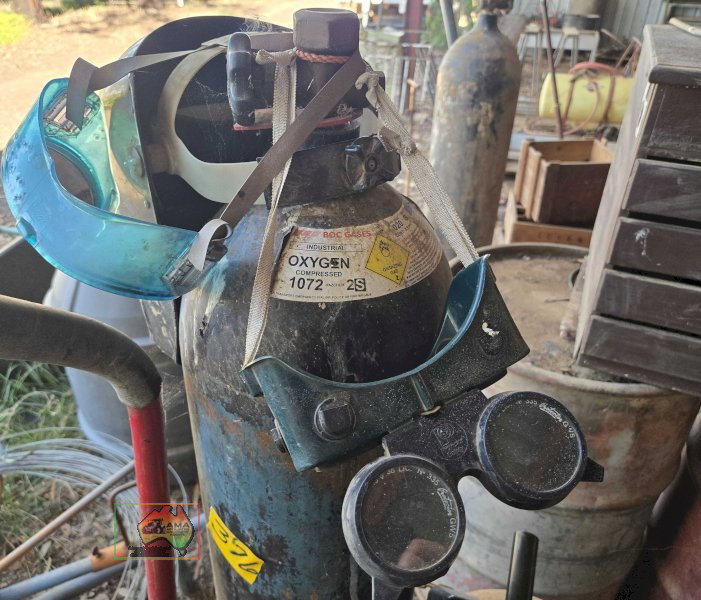 Oxy-acetylene Set on Trolley with Accessories - photo 4