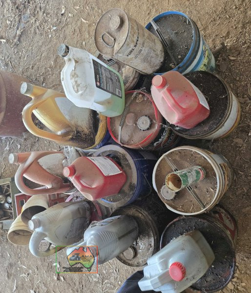 Assorted Motor Oils - photo 4