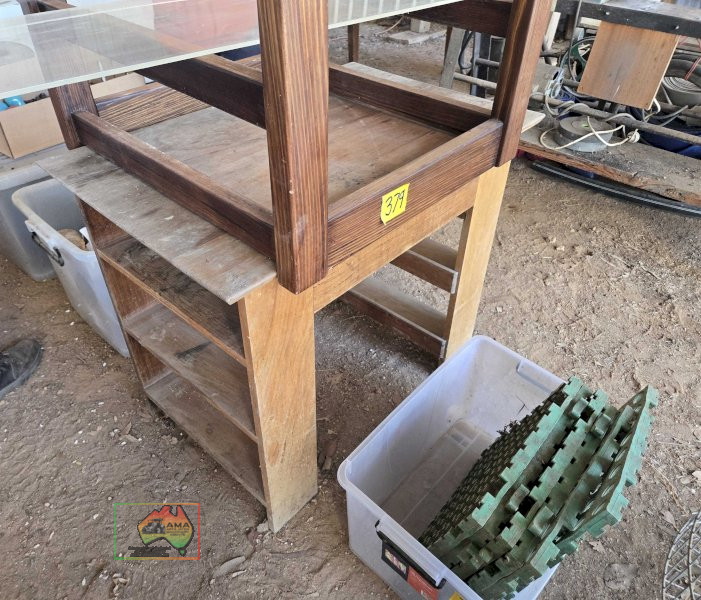 2x Timber Tables & Perspex - photo 2