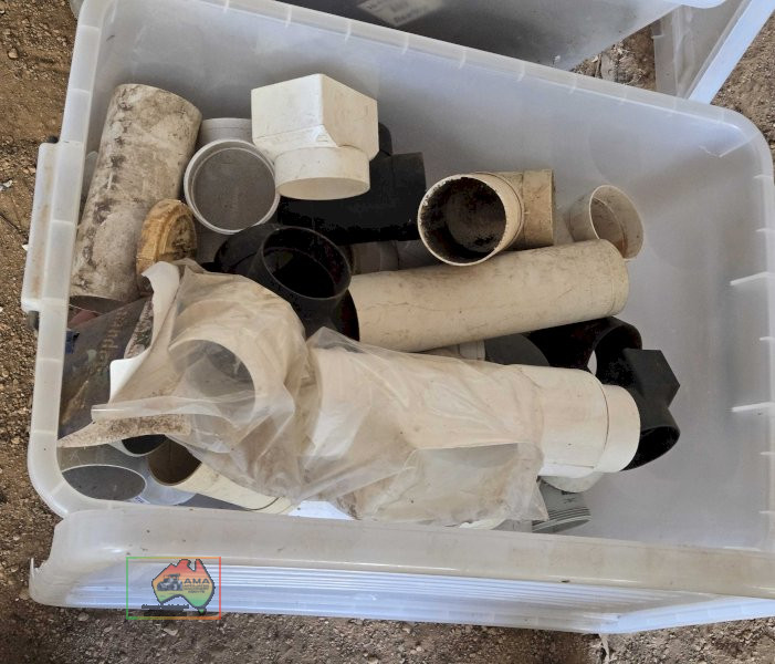 Assorted PVC Fittings in Plastic Tub - photo 4