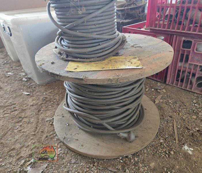 2 Rolls of Long 240v Extension Cable