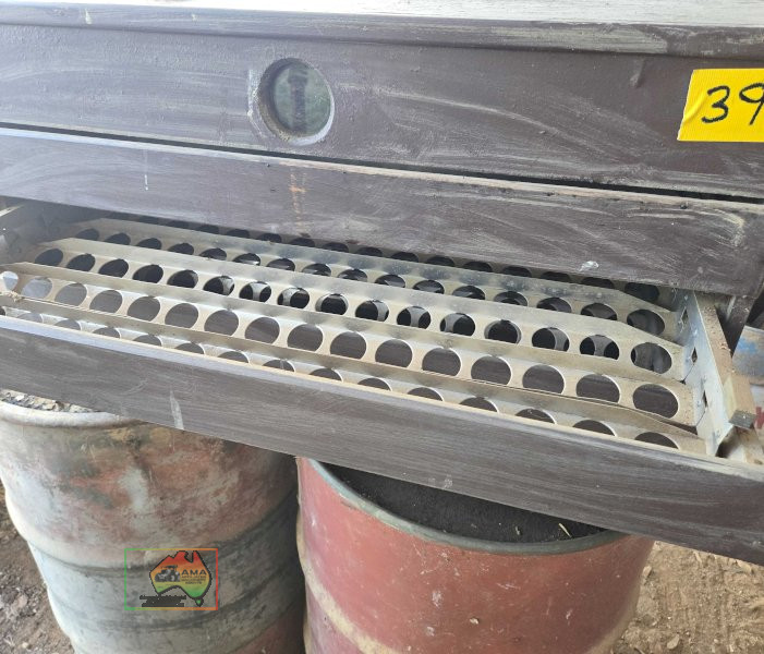 Electric Egg Incubator - photo 2