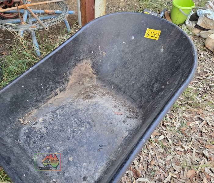 Wheelbarrow - photo 4