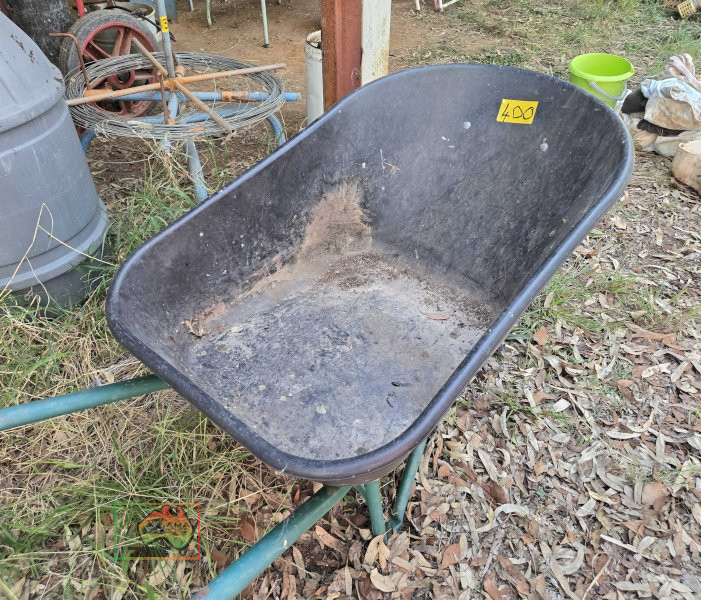 Wheelbarrow - photo 2