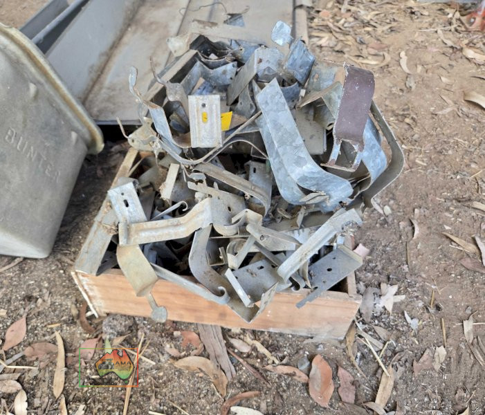 Gutter Brackets - photo 1