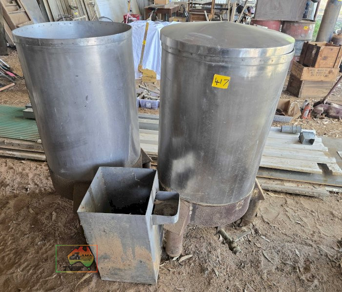 2x Stainless Steel Wine Vats & Square Accumulator - photo 2