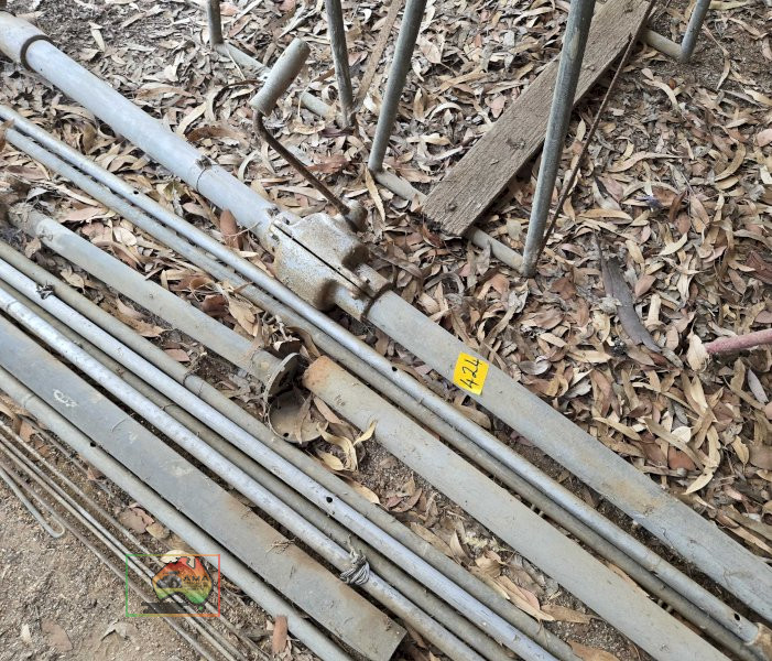 2x Hills Hoist Clotheslines - photo 4