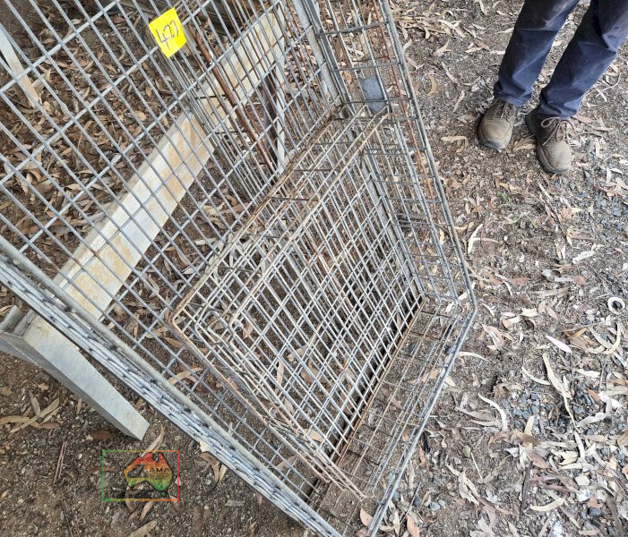 3x Weldmesh Galv. Crates - photo 3