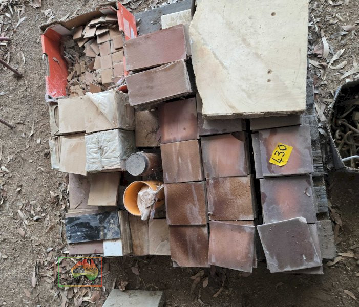 Pallet of Tiles - photo 2
