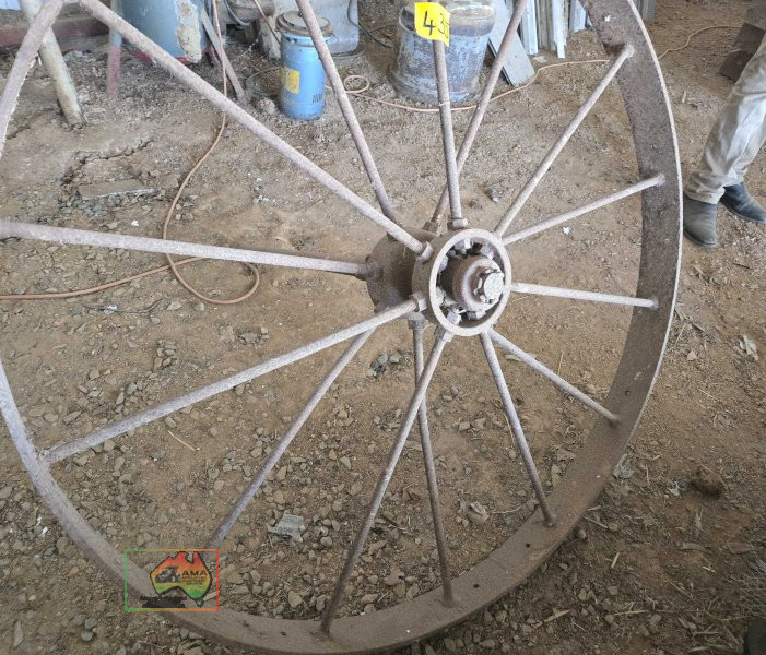 Combine Wheel on Axle - photo 3