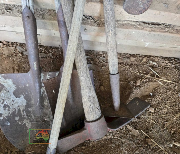 Assorted Garden Tools - photo 5