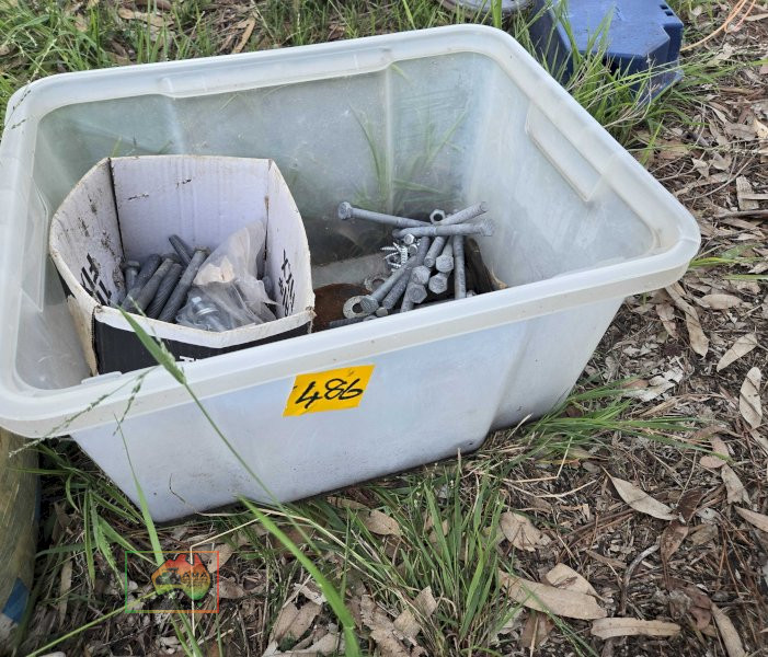 Tub of Bolts & Coach Bolts - photo 4