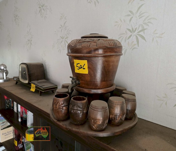 Wooden Water Station with 10 Cups