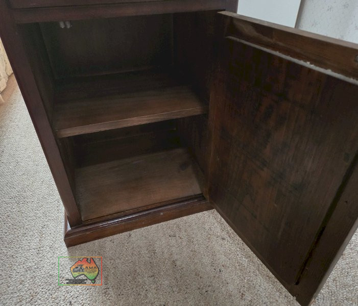 Pair of Solid Timber Bedside Cabinets - photo 2