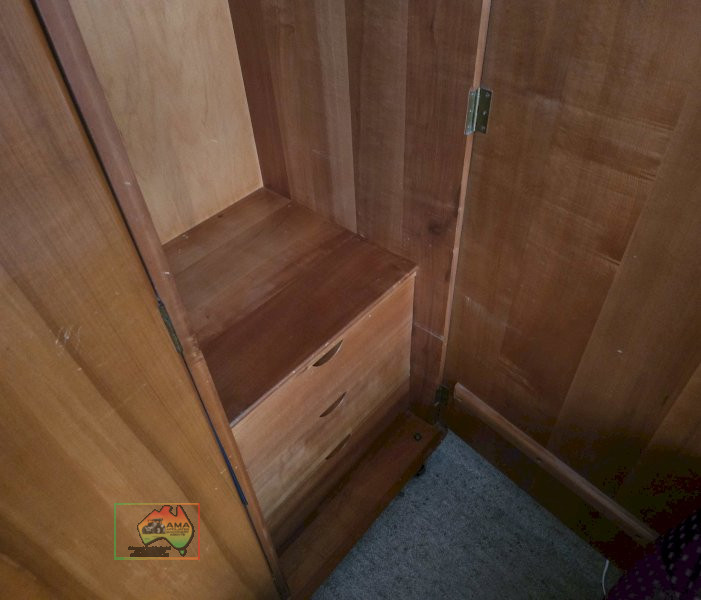 Heritage Furniture Solid Timber Wardrobe with 3 Draws - photo 5