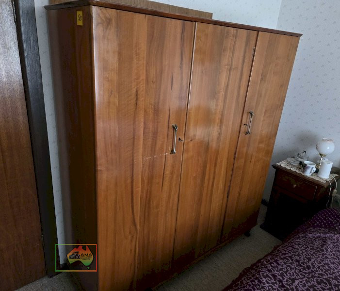 Heritage Furniture Solid Timber Wardrobe with 3 Draws