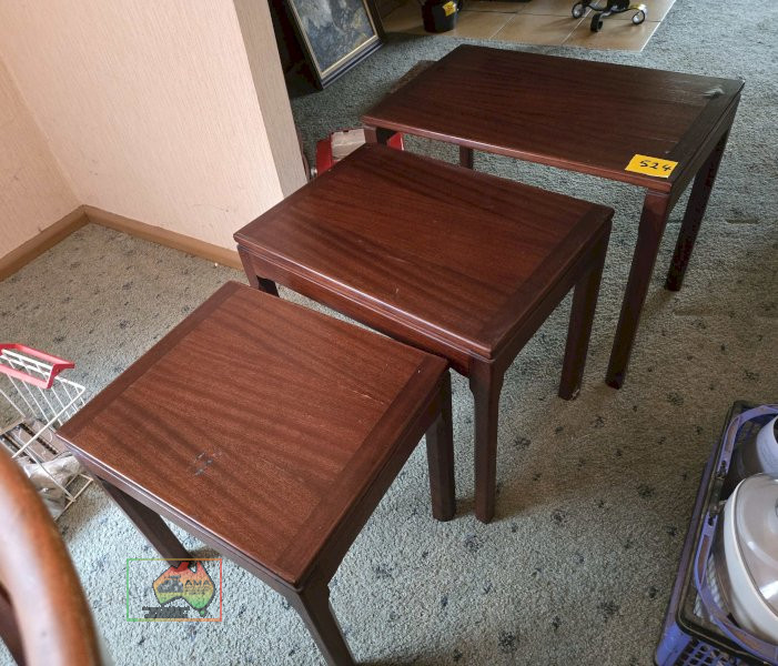 Solid Timber Nest of 3 Tables - photo 2
